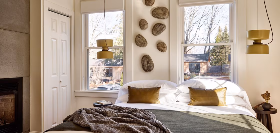 king-porch-suite-at-awol-kennebunkport-portsmouth-nh